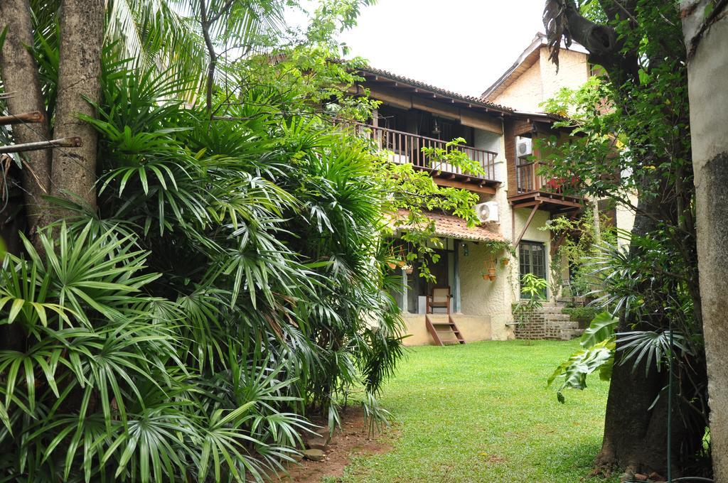 Bangalawa Bed & Breakfast Nawala Bagian luar foto