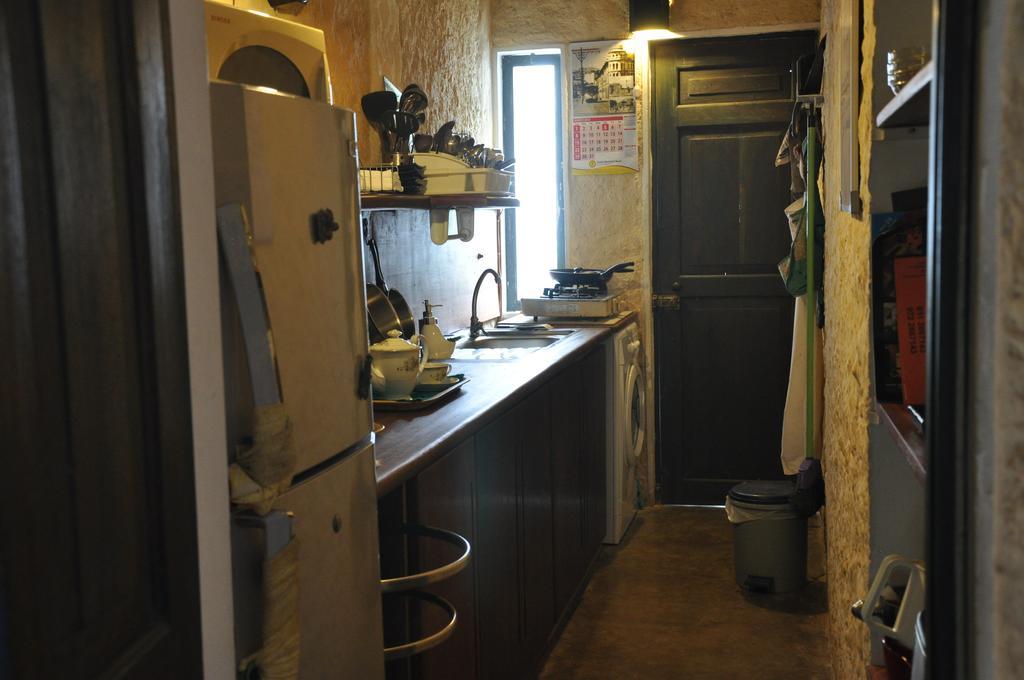 Bangalawa Bed & Breakfast Nawala Bagian luar foto