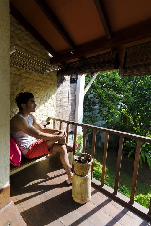Bangalawa Bed & Breakfast Nawala Bagian luar foto